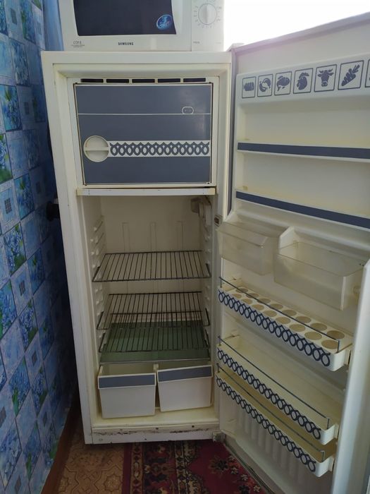 продам холодильник