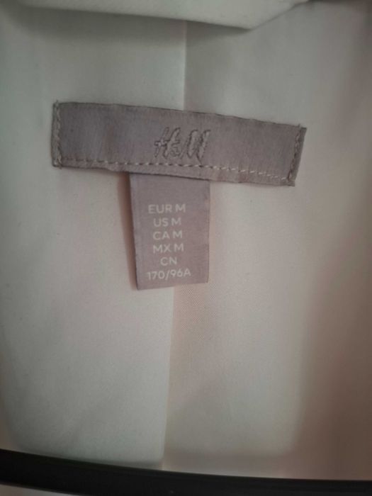 Двуредово бяло сако HM