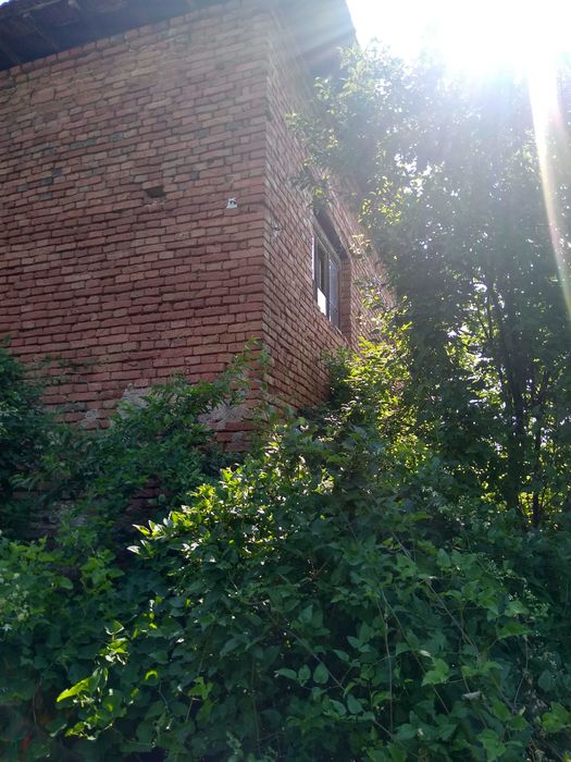 продава къща в село Горна Бешовица