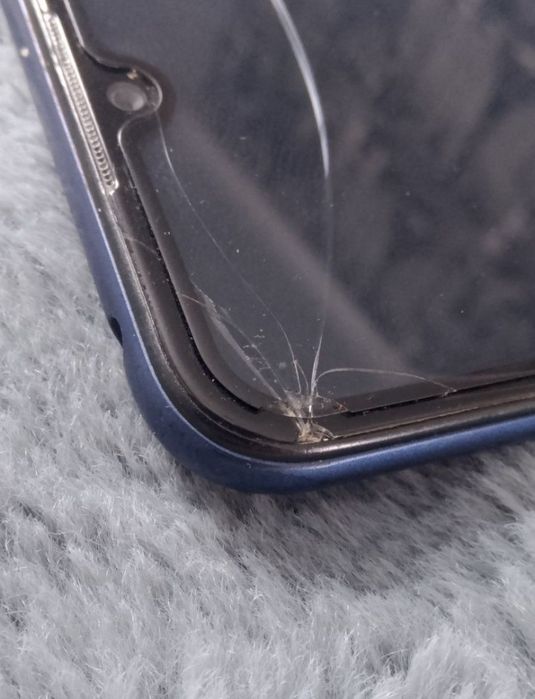 Обменяю Samsung a 01