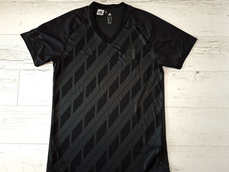 Adidas Real Madrid-Ориг.тениска Нова!!!