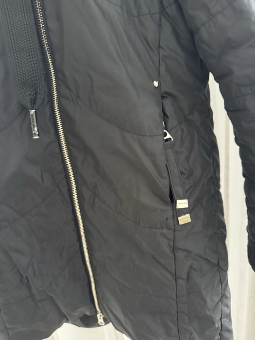 Продам куртку для девочки на 10 лет