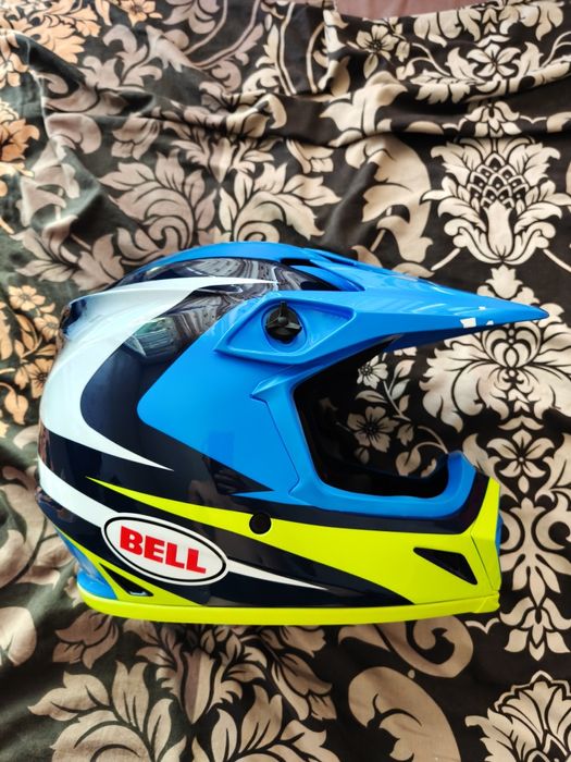 Каска за мотор, мотокрос, адвенчър Bell MX9 Mips