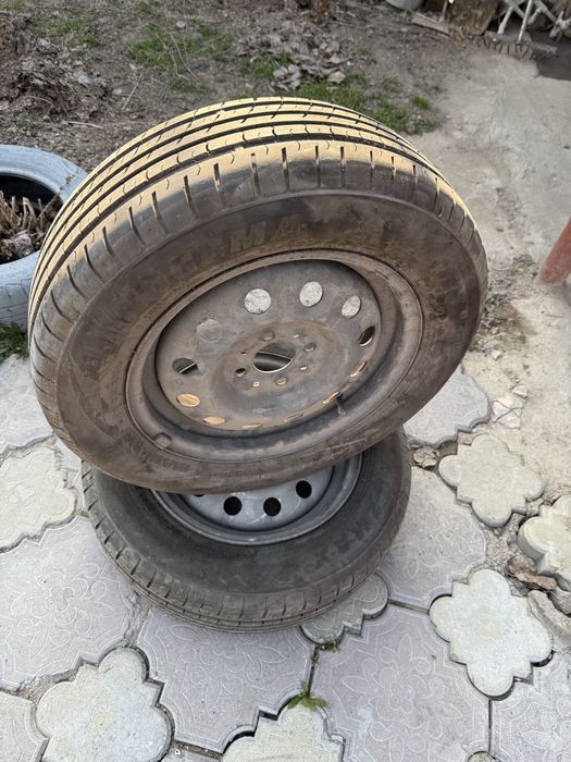 Продам диск и шины