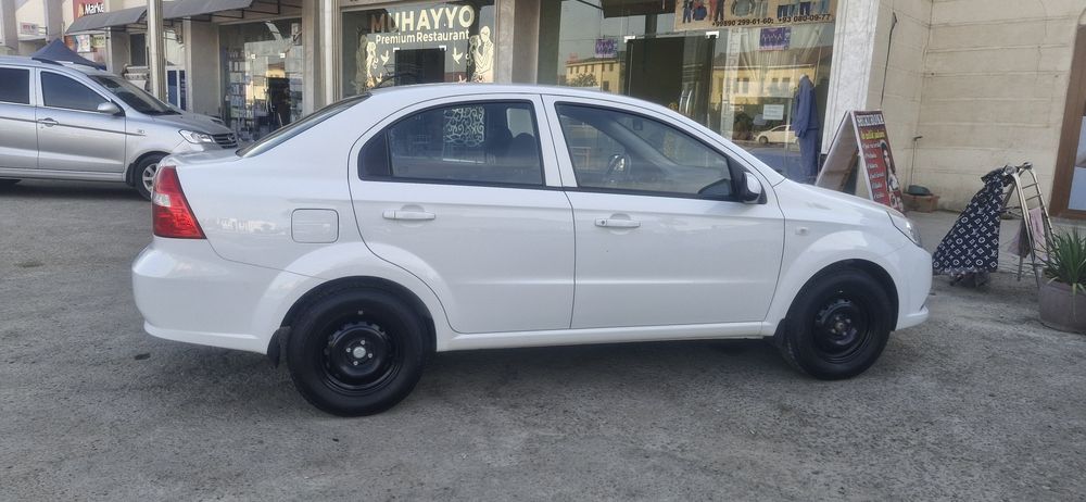 NEXIA3 mashina sotiladi