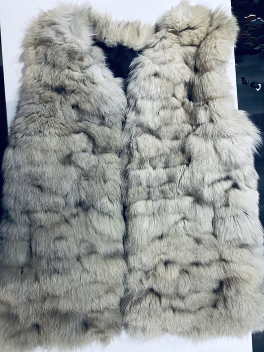 Стилен пухкав елек – размер L