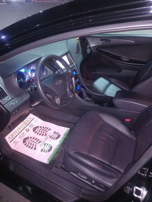 Hyundai Sonata в отличном состоянии