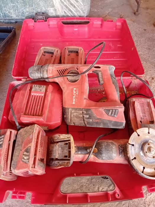 De vinzare scule profesionale ,după cum se vadă i poza in stare de fun