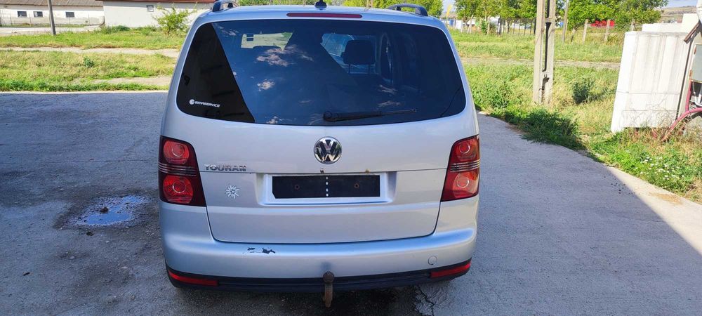 Dezmembrez volkswagen vw touran 1T2 motor 1.9 BLS cv DSG 7cod LSR LA7W