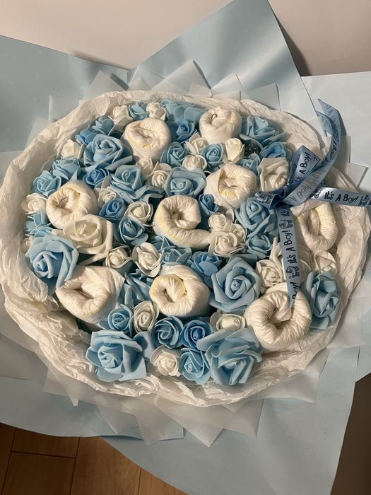 Букет от памперси за момче