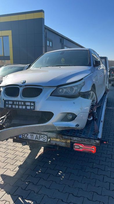 Dezmembram BMW seria 5 2.0 diesel 520d E60 din 2009