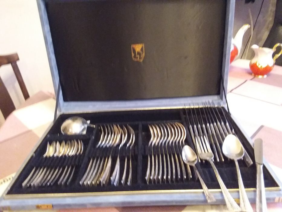 Столовый набор 49 предметов