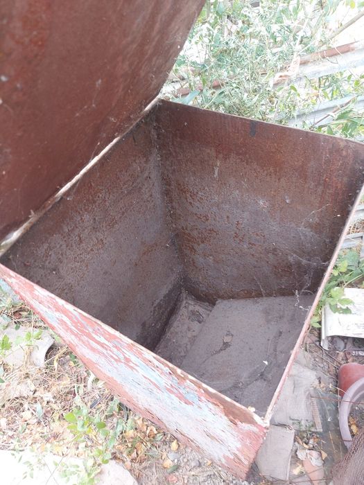 Железный ящик...