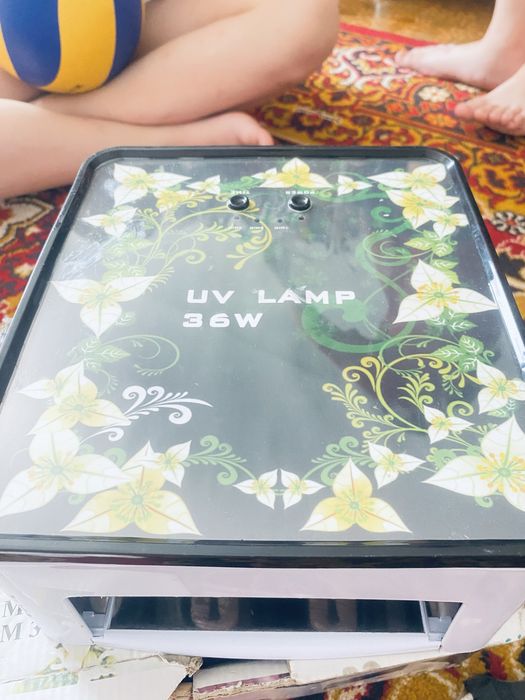 LED/UV-лампа для маникюра