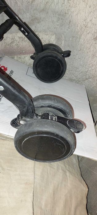 Детская коляска Adil б/у