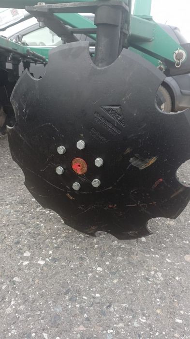 Дисковая борона, дискатор, БДМ, БДТ