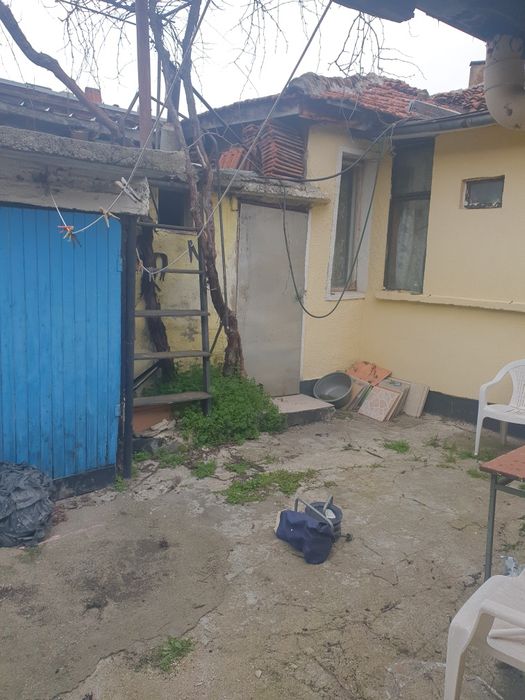 Продавам къща в гр.Сливен