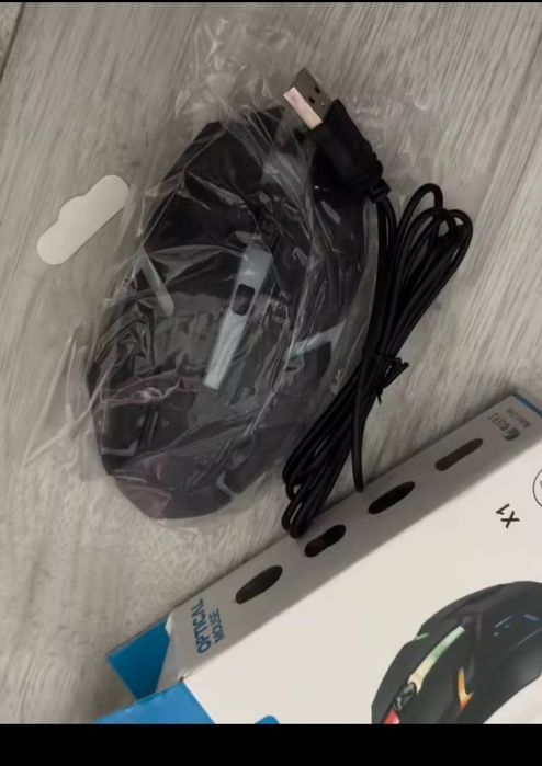 Mouse Gaming Ergonomic RGB - 4 Butoane - NOU