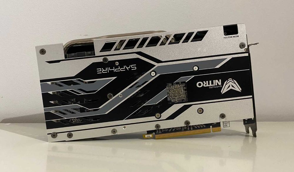 Placă video gaming AMD RX580 de 8GB, Nitro+ pe 256 biți
