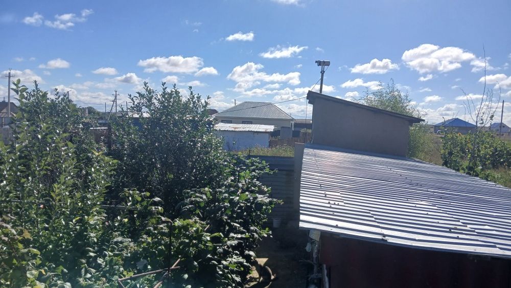 Продам дом в дачном участке.