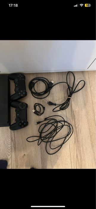 Vand PS 4 slim.