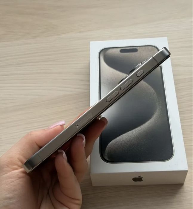 Айфон 15 Pro на 256