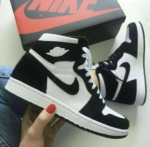 Качевственные кроссовки Nike Air Jordan 1