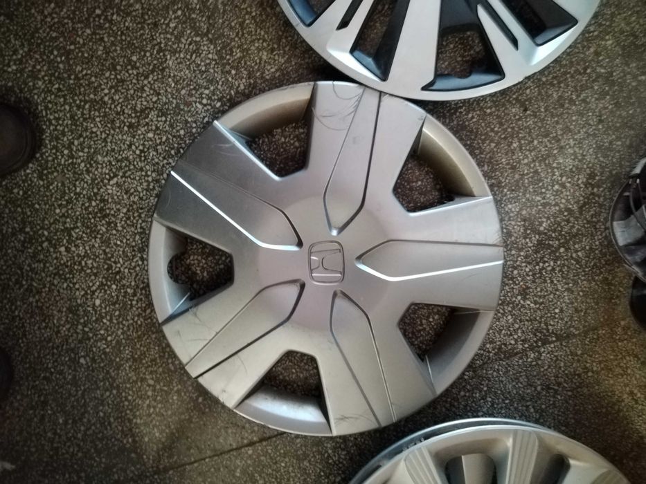 Тасове един брой Renault Bmw Nissan Ford Honda Skoda