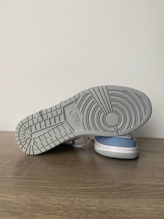 Air Jordan 1 Hyper Royale Toate marimile