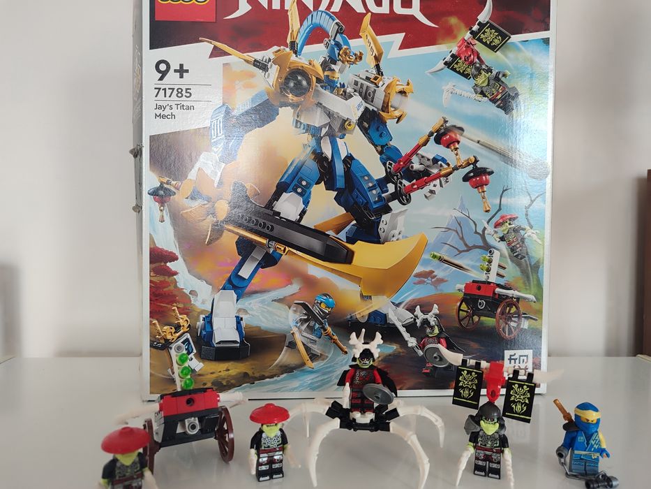 Lego Ninjago Jay's Titan Mech