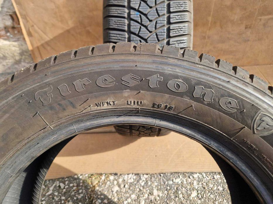2 Firestone R17 215/60
Зимни гуми 
DOT2819
