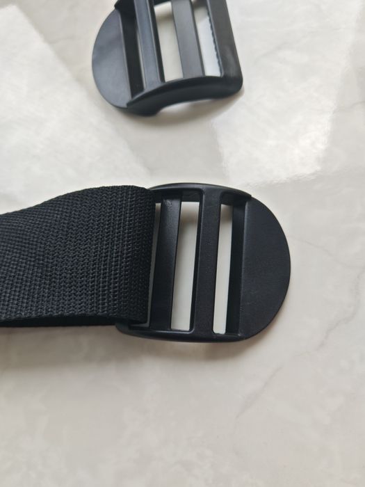 Пряжка пластиковая