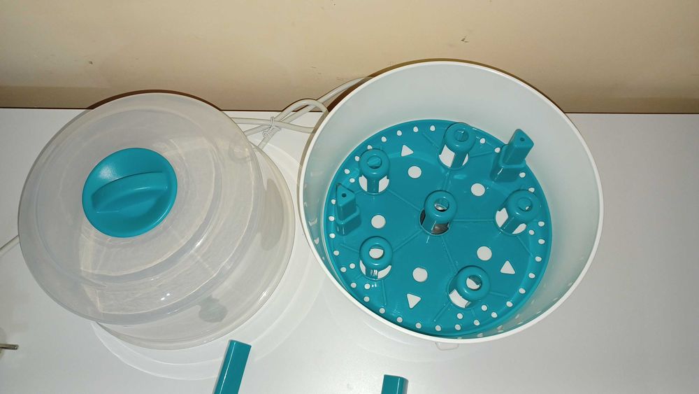 Sterilizator U-Grow pentru 6 Biberoane