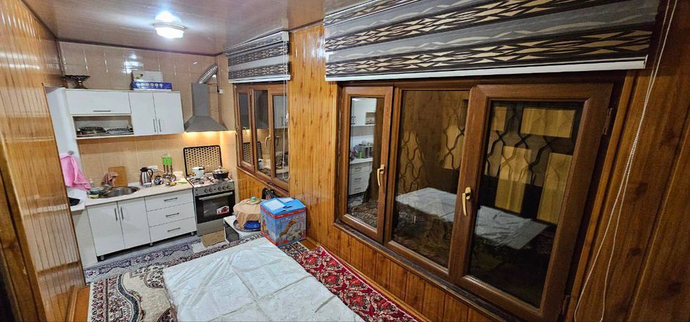 4 xonali uy sotiladi