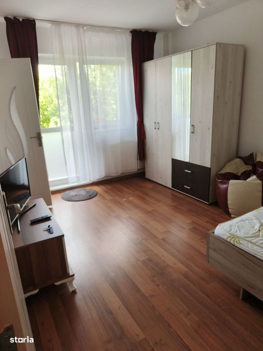 Garsoniera zona Scriitorilor