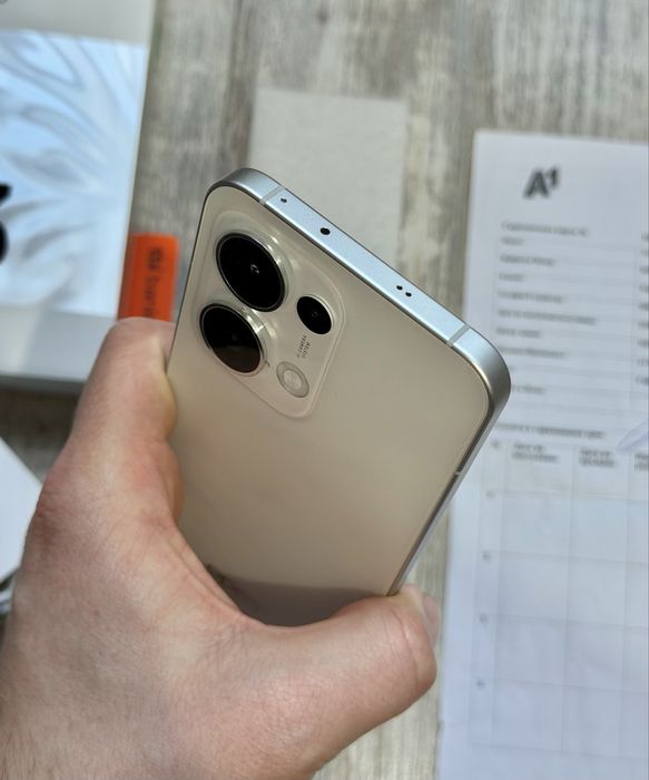 Oppo Reno 13 5G  256 GB 12+12 GB Ram Dual Sim Като Нов Гаранционен