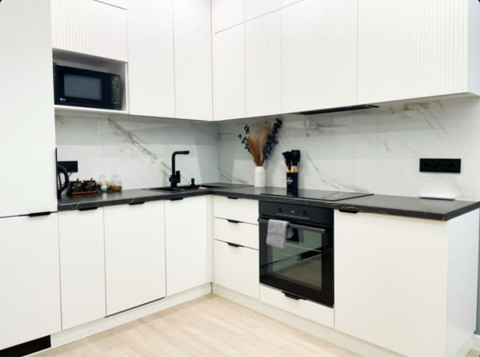 Сдаю квартиру евродвушку возле Экспо