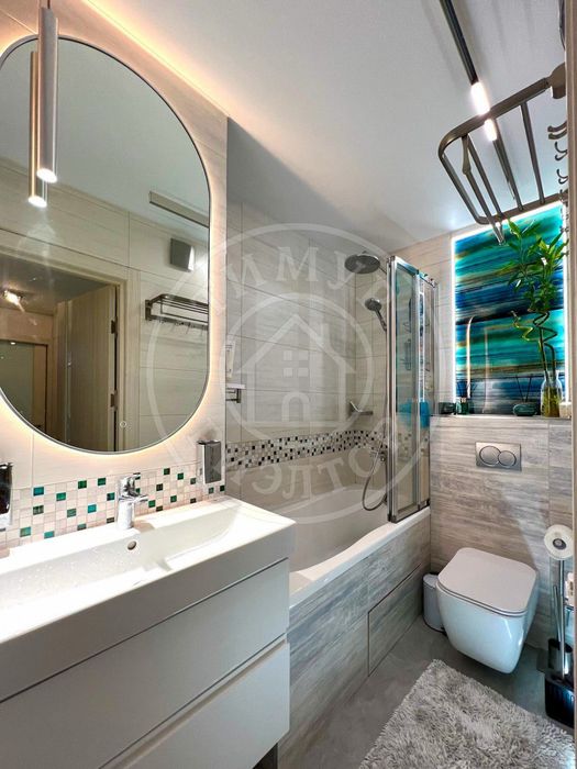 3/1/4 Буюк Ипак Йули,у метро,второй дом от дороги,KFC,Аптека 36.6,70 м