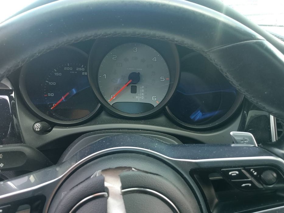 Porsche Macan 3.0 TDI V6  , 2014 г. CTB мотор ,258 к.с ,1 брой на части