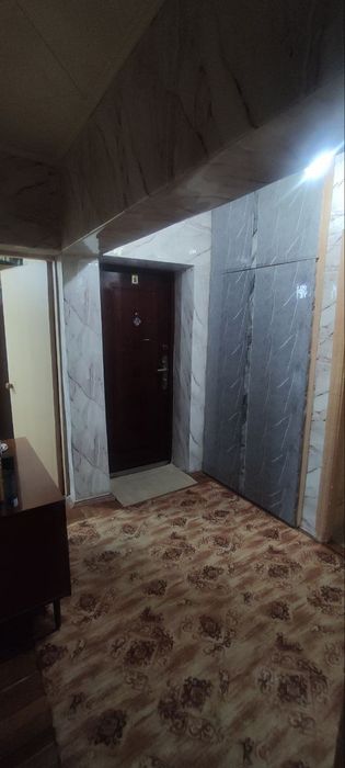 Продаётся 3/1/4  Авиасозлар1  Кадышева, 77 серия , 2*6 балкон