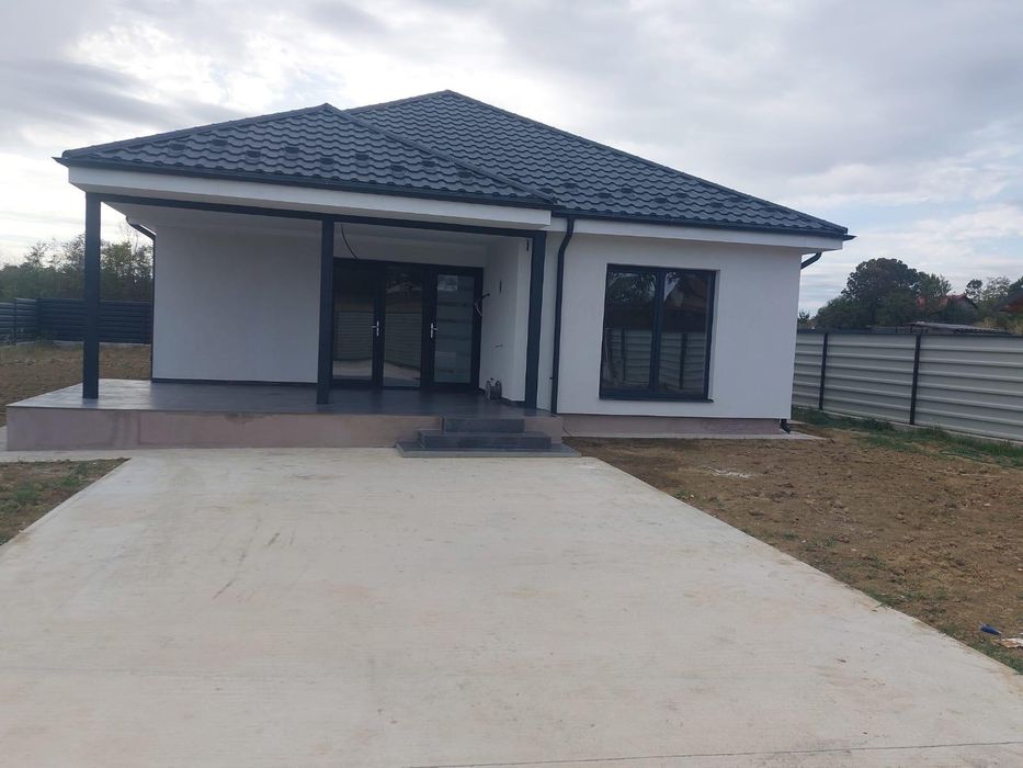 Casă nouă de vânzare - Suseni Argeș