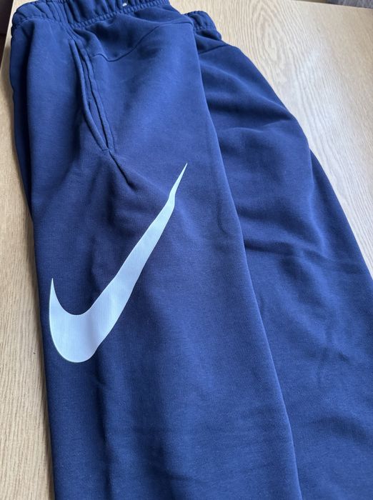 Спортна долница Nike