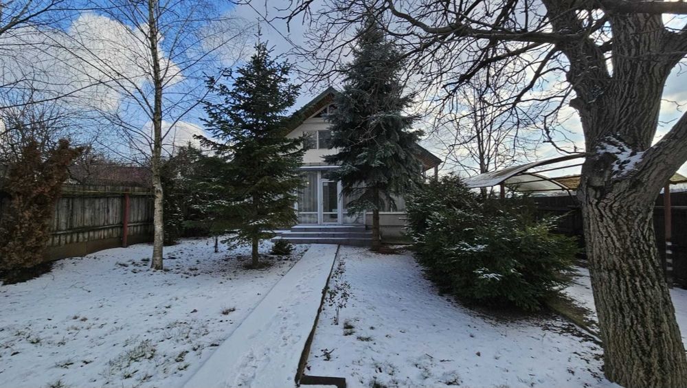 Casă de închiriat in Copou – 100 mp, Parter + Mansardă, Gradina 700mp