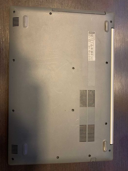 Lenovo ideaPad 320 intel i5 GeForce 2GB