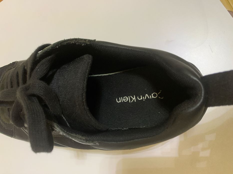 Calvin Klein sotiladi 41