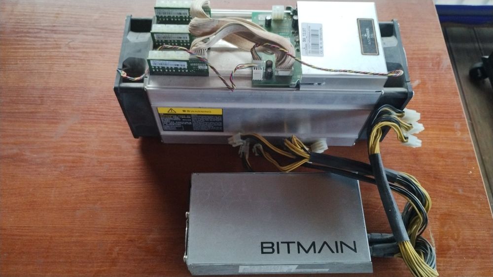 Биткойн копачка Antminer S9, Antminer S19 Pro