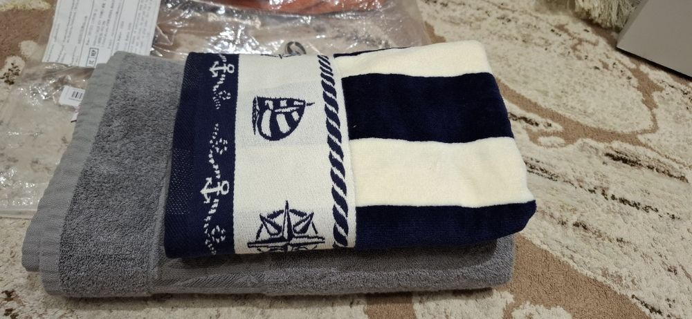 большое махровое полотенце