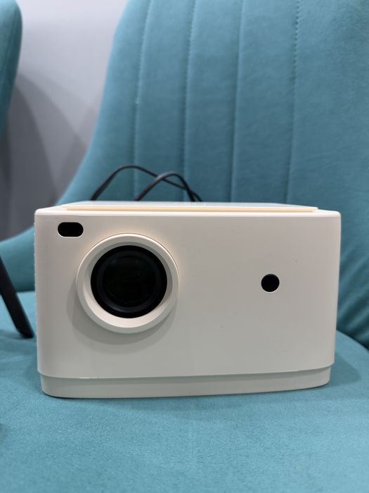 Домашний кинотеатор проектор