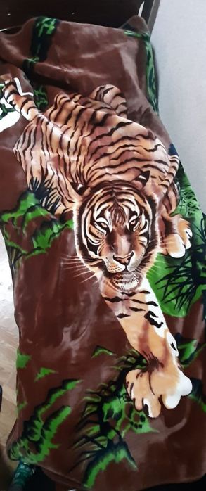 Покрывало велюровое, (новое). Китай