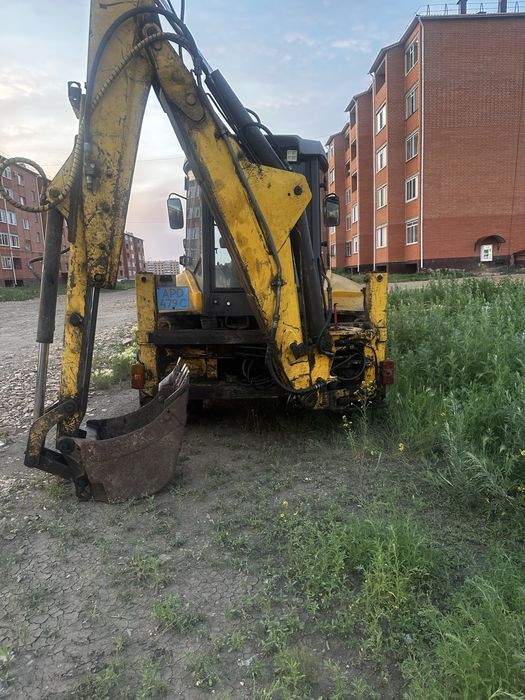 Продам экс погрузчик на ходу